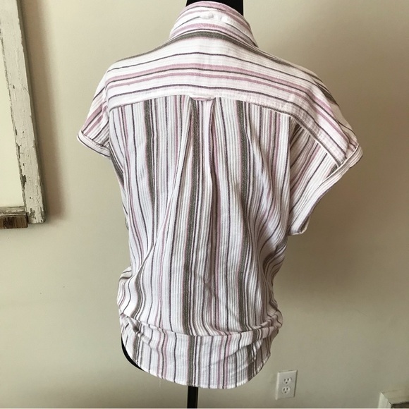 SONOMA short sleeve button down shirt top. Size large. - Picture 3 of 8